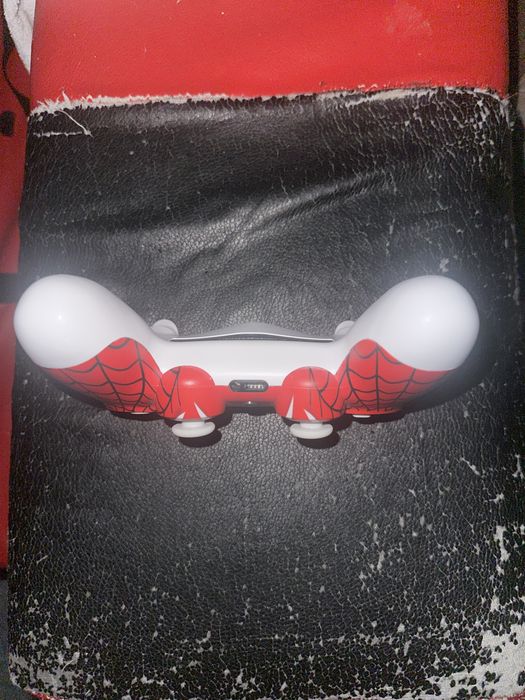 Джостик Dualshock 4