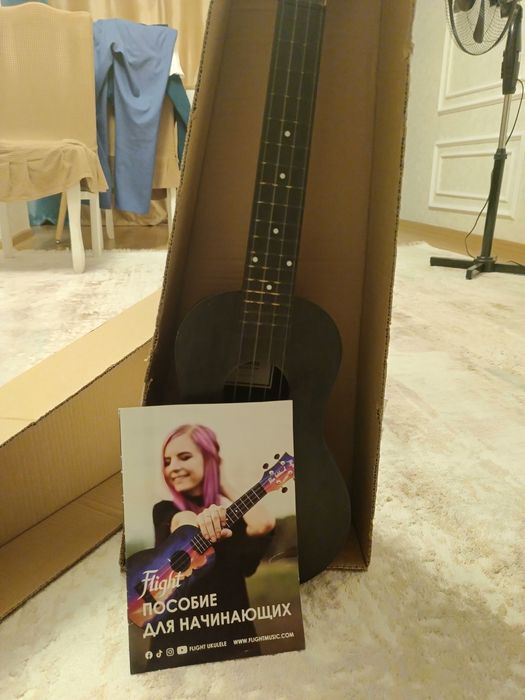 Укулеле 15см продаю