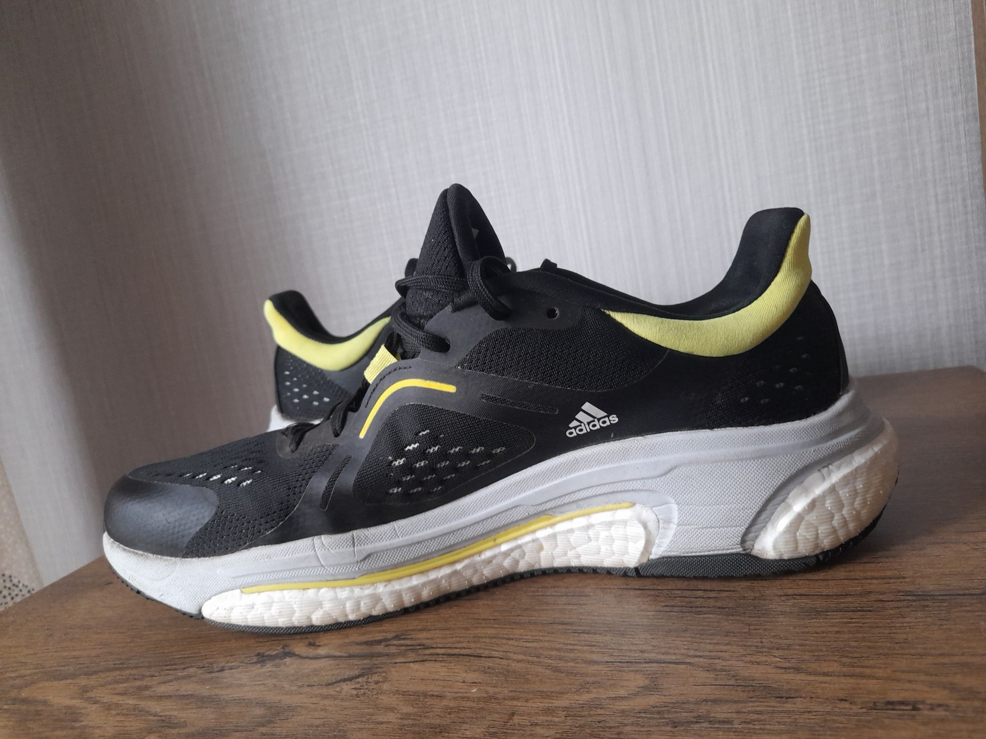Adidas Solar маратонки 44.5 номер.