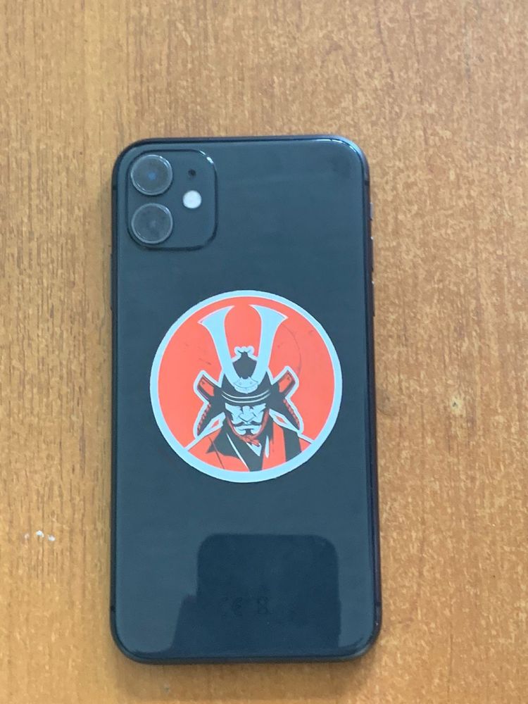 iPhone 11 64 GB
