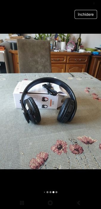 Căști audio wireless leduri