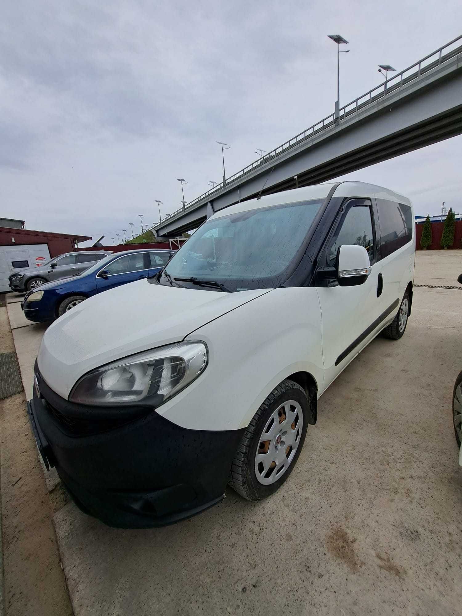 Fiat Doblo 2015 alb