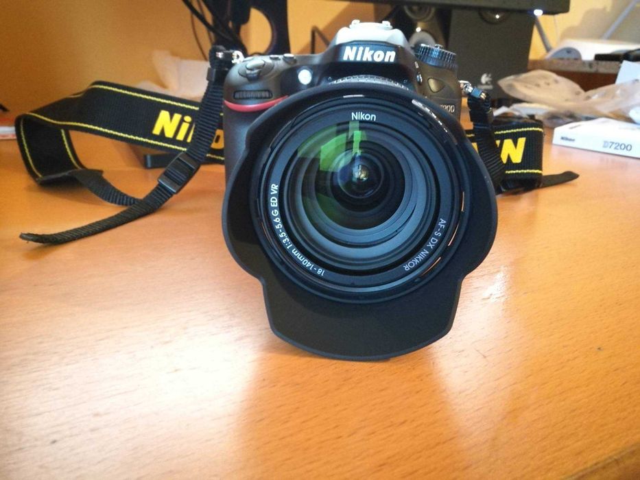 Nikon D7200 kit (nikkor 18-140mm)