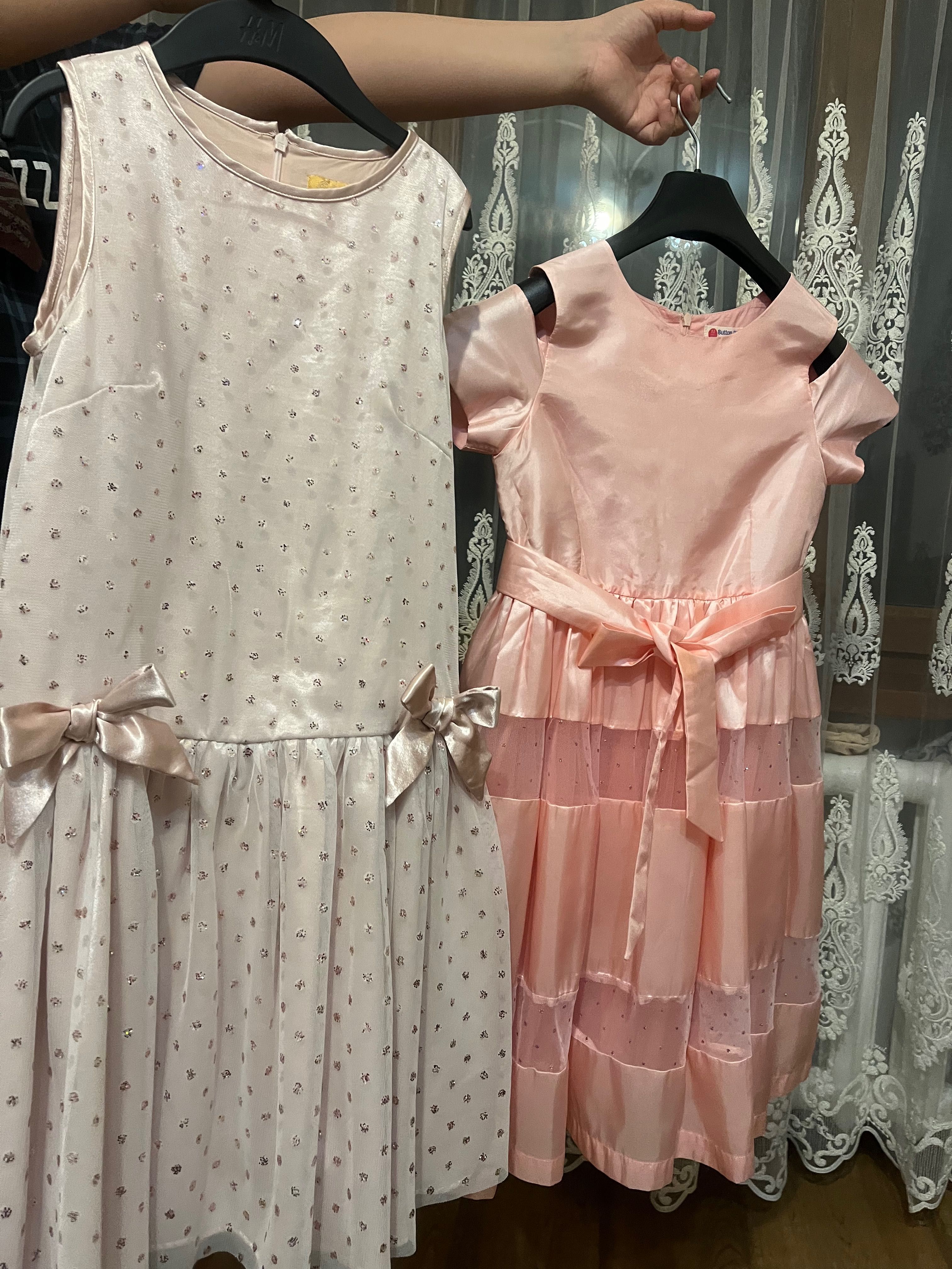 Платья  розовые на 10-12 лет