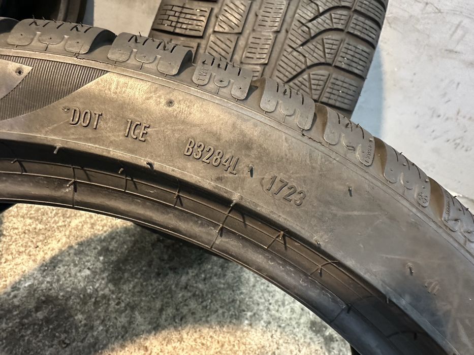 Гуми 275/35/19 и 245/40/19 PIRELLI Pzero Winter RUN FLAT