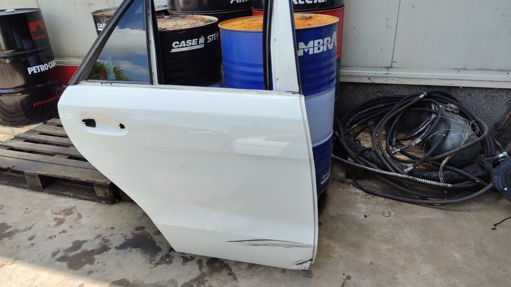 Десни врати за Mерцедес ML  W166