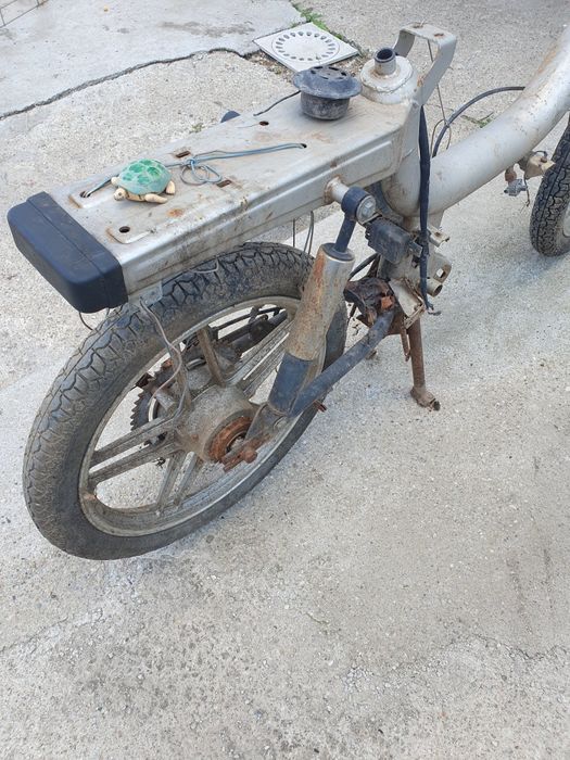Scuter mini mobră first bike