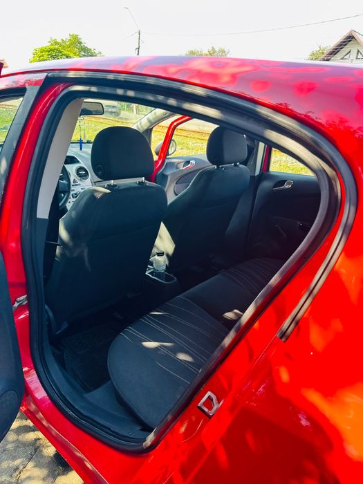 Vând Opel Corsa D