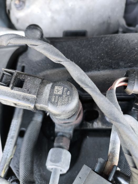 Дюзи за VW,Audi,Seat,Skoda 1.6tdi 03L130277B