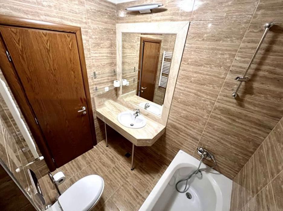 Дава се под наем Тристаен апартамент в София, Витоша - 105 кв.м за 1400 € - Снимка #6