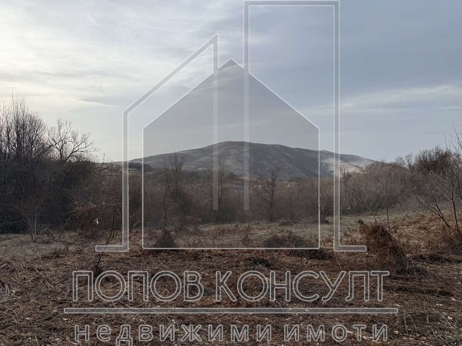 Парцел в Пловдив, област-с.Гълъбово площ 578 цена 19999