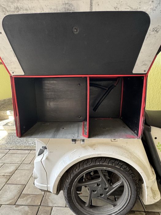 Scutere electrice pentru livrat