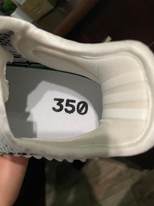 Yeezy 350 v3 albi