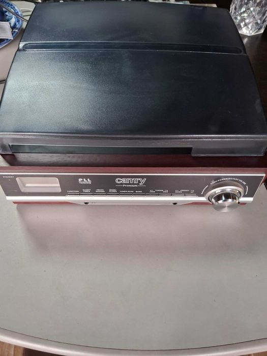 Pick-Up Camry Premium, FM, LCD, AUX in, Stereo, Maro