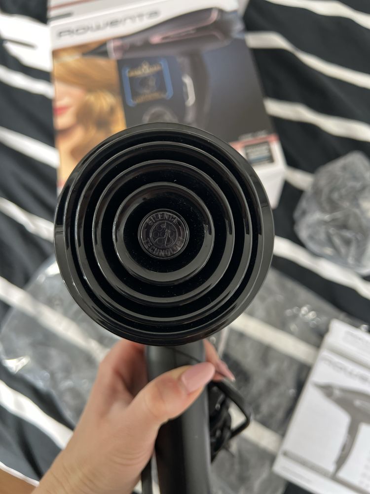 Сешоар Rowenta Premium Care Silence AC CV7920F0