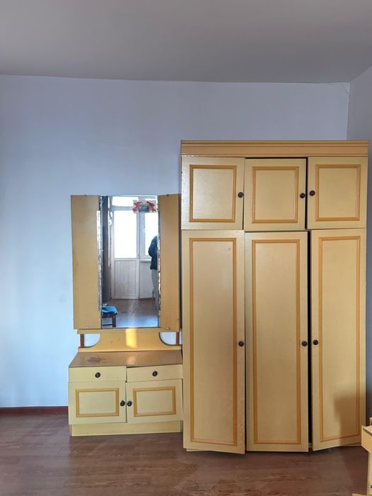 Продам комплект мебели для спальни