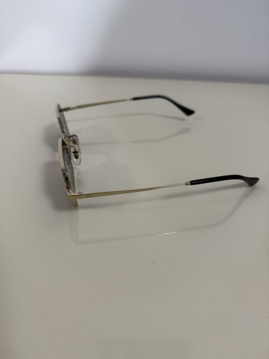Ochelari Ray ban //rama aurie