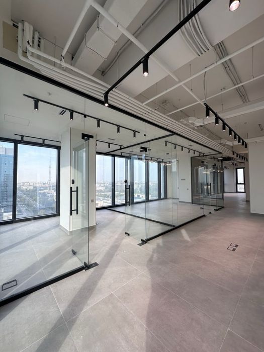 Срочно сдаётся в аренду нежилое помещение в Nest One 173 м2