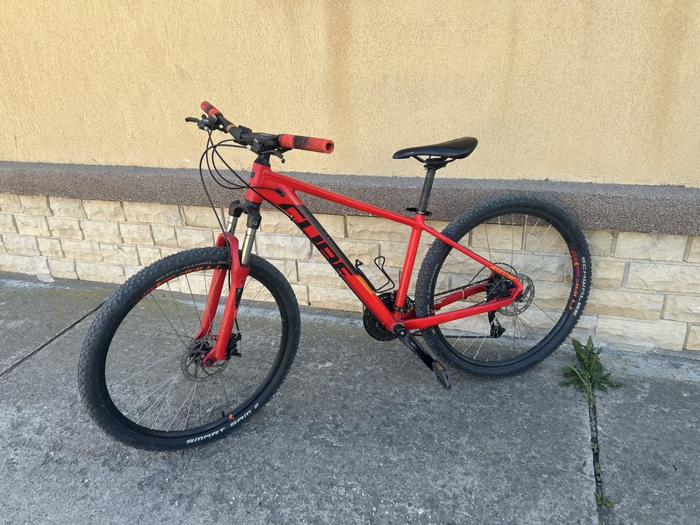 Vand bicicleta cube