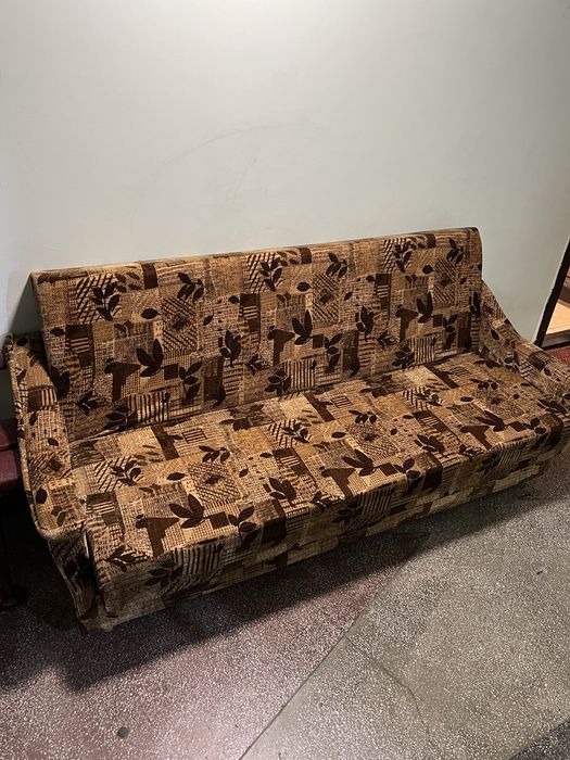 Canapea extensibila vintage