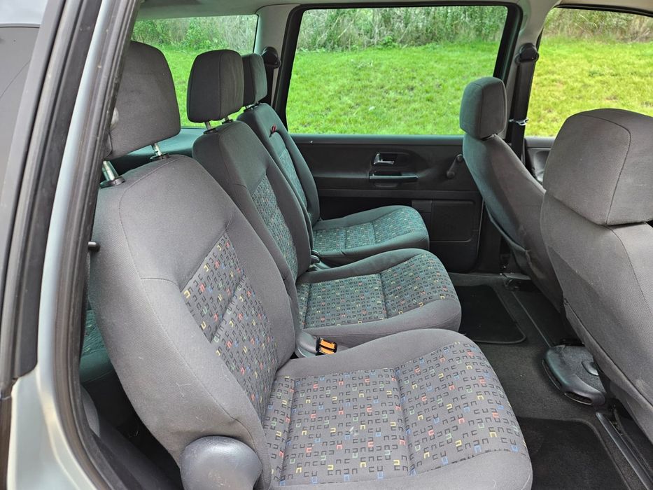 Vând Vw Sharan 1.9 TDI 7-locuri