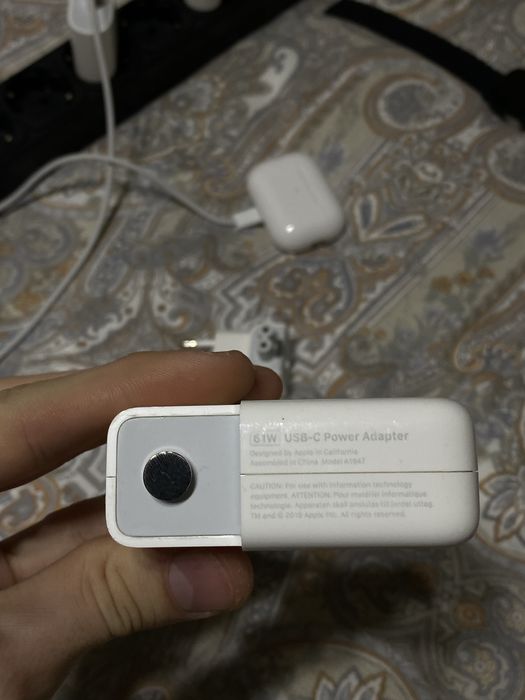 MacBook Apple 61w Туре-С адаптер (Original только адаптер)