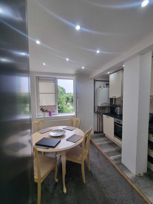 Vand Apartament 4 Camere
83500 EUR negociabil