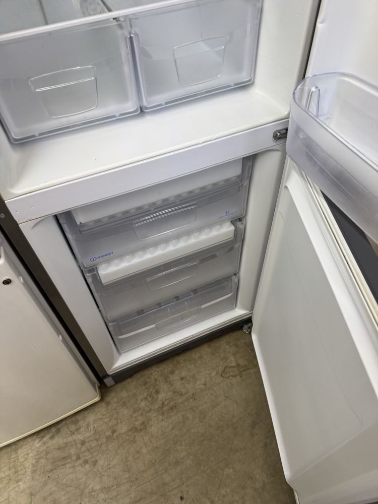Хладилник с фризер А++ Indesit GERMANY Гаранция