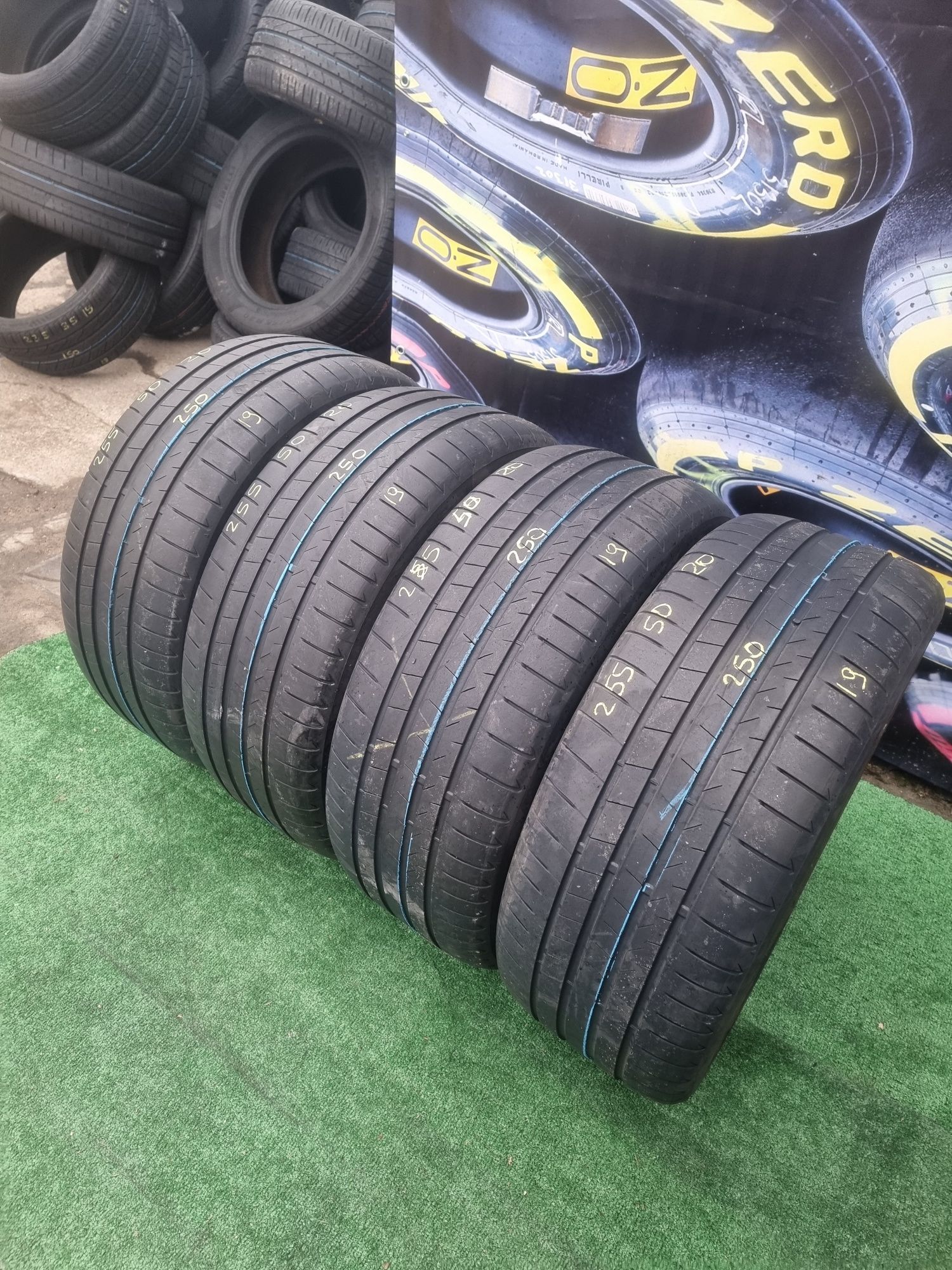 255.50.20 bridgestone