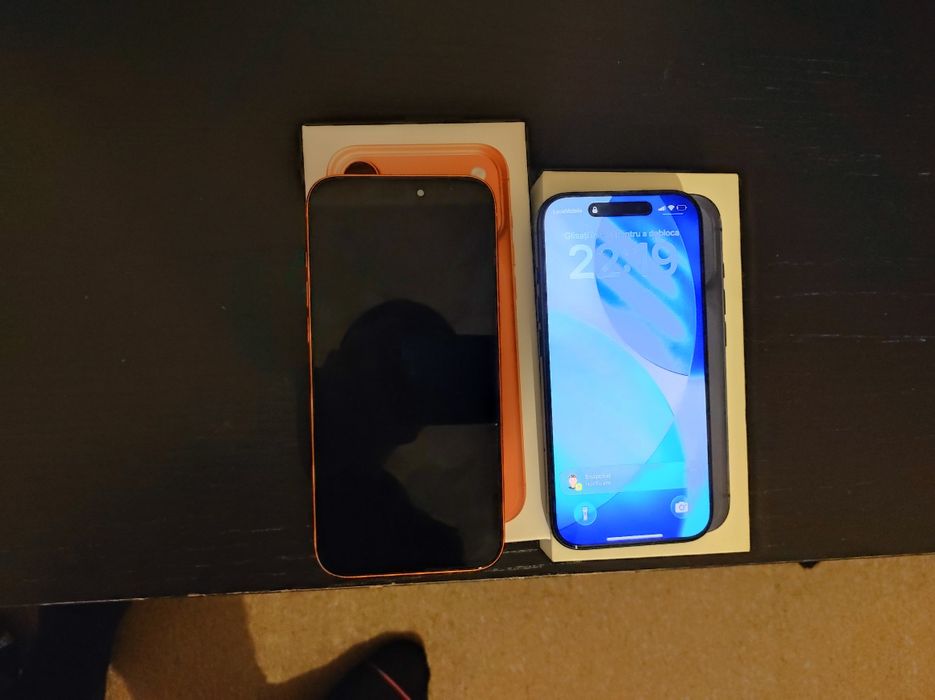 Vând iPhone 17 pro ,și iPhone 17 pro max