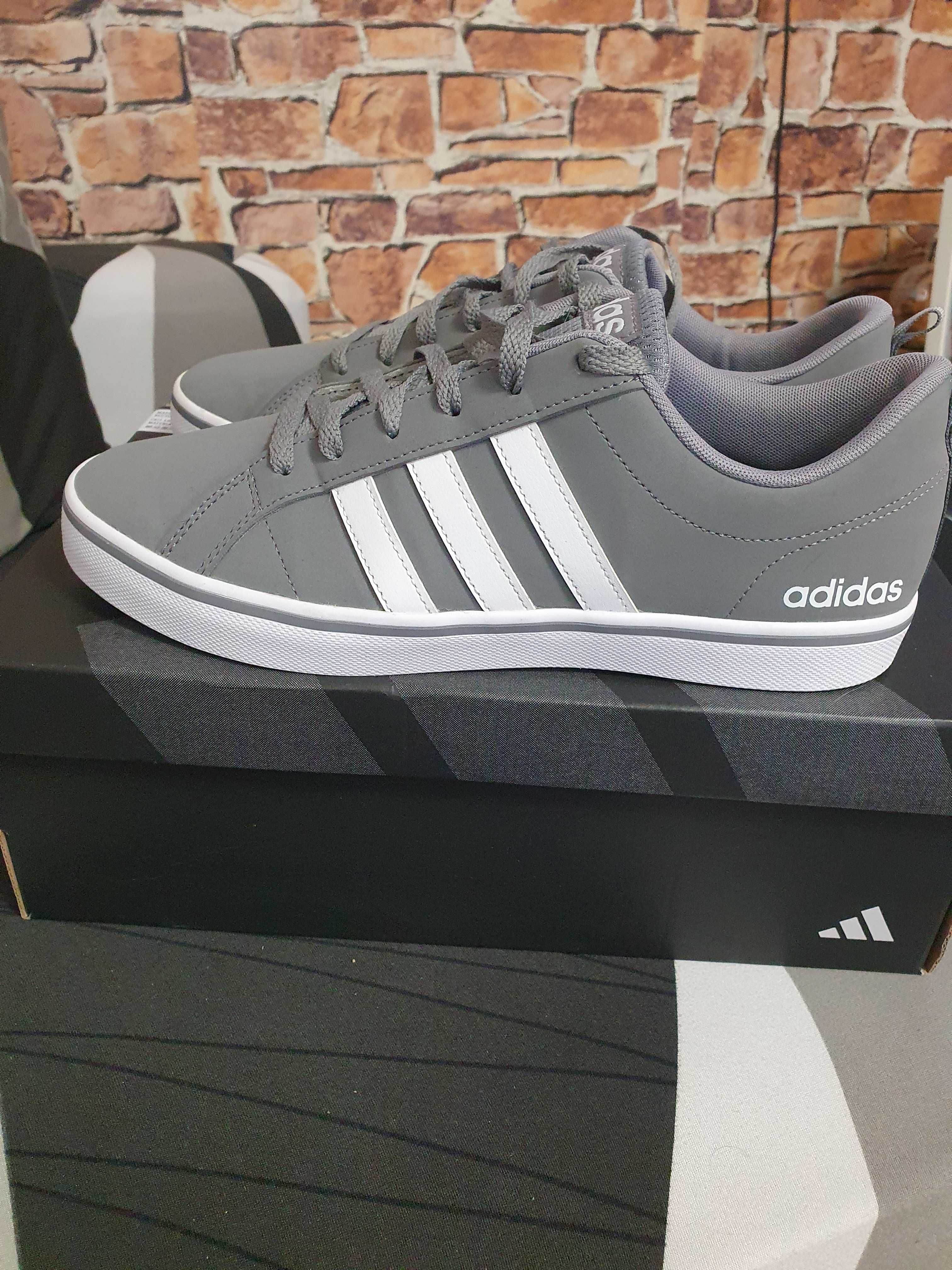 adidasi ADIDAS original