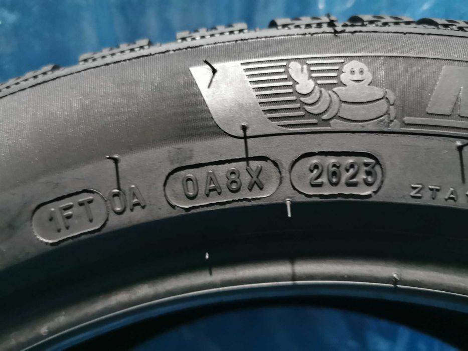 225 50 17 michelin m+s 4 buc