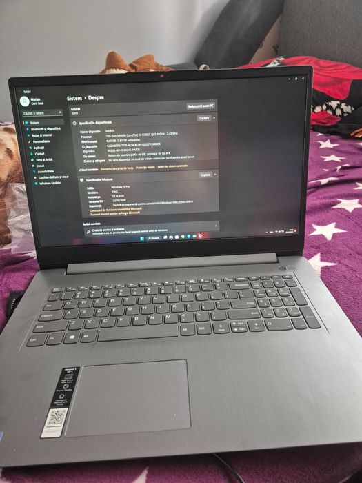 Vand Laptop Lenovo i5