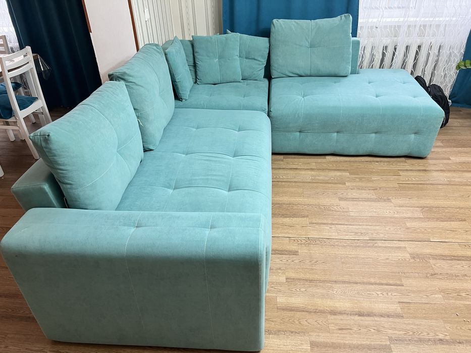 Продам угловой диван!