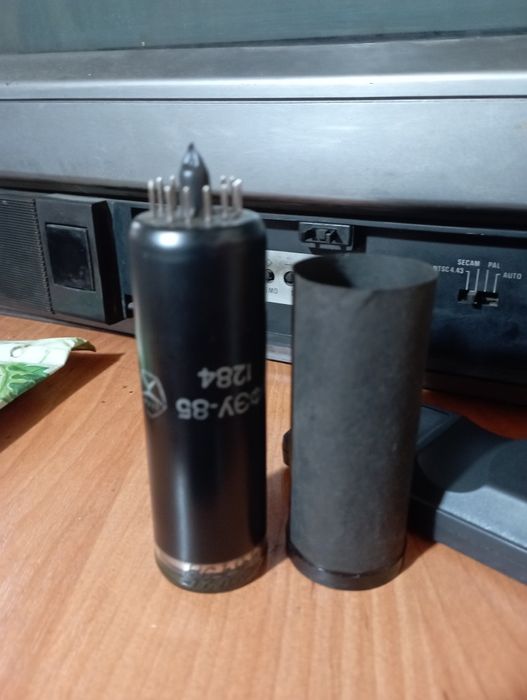 Фотоумножитель фэу-85/ 1284