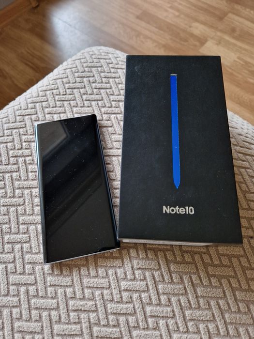 Продавам Samsung Note 10 в перфектно състояние