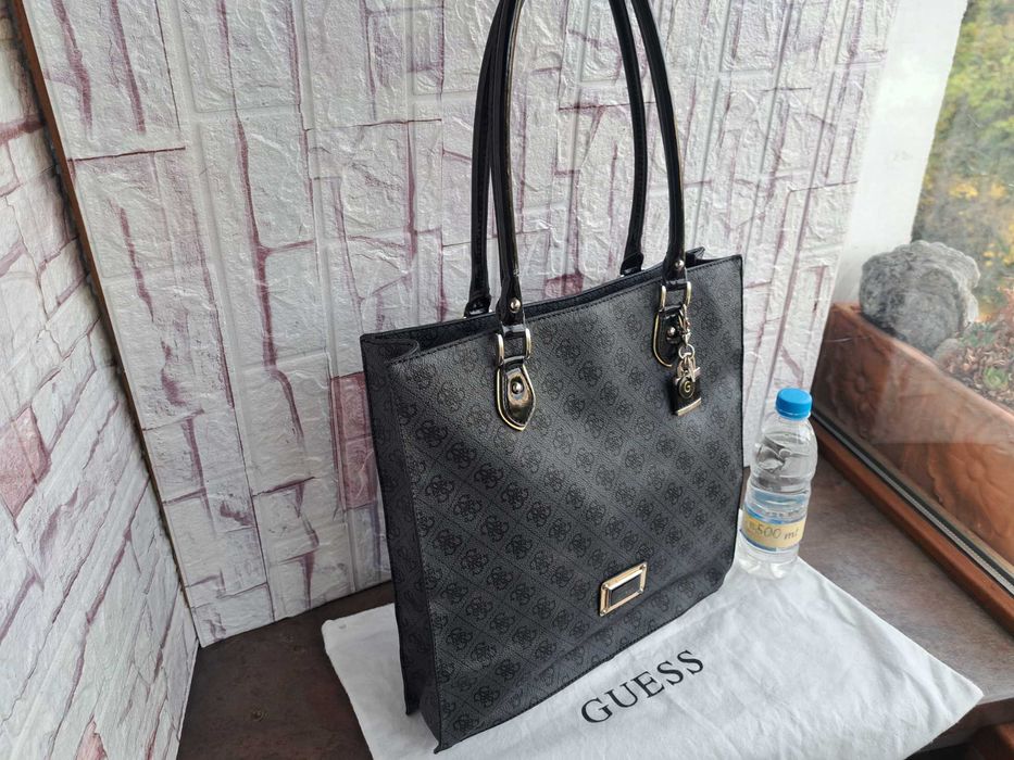 дамска чанта GUESS,сива голяма чанта,гес