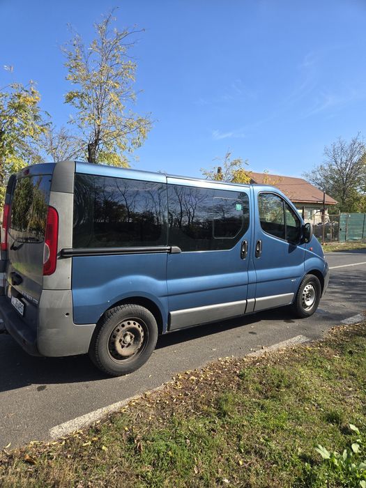 Opel Vivaro 8+1 2008