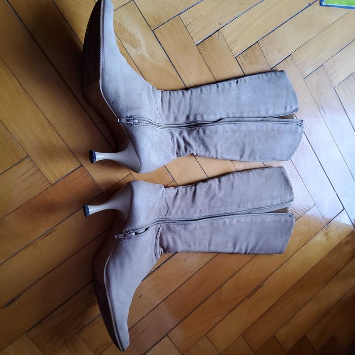 Продавам дамски ботуши GiAnni