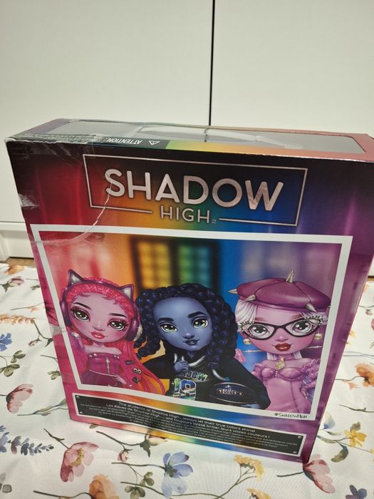 Rainbow High, Shadow High papusi