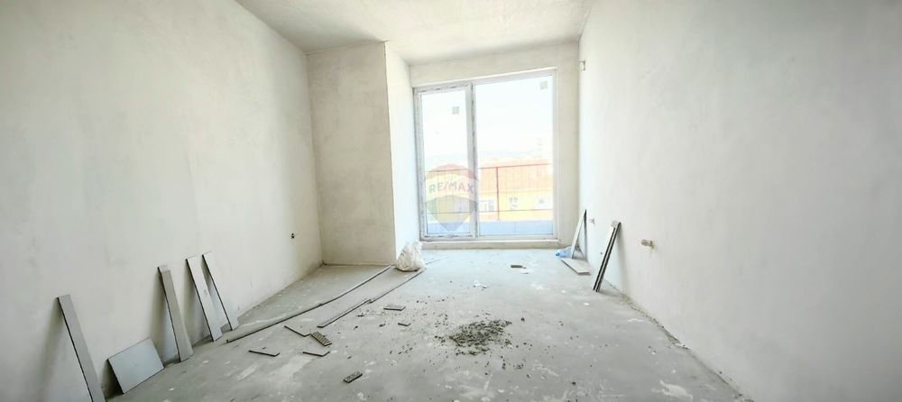 Тристаен апартамент за продажба, кв.Погреби, ЙГ