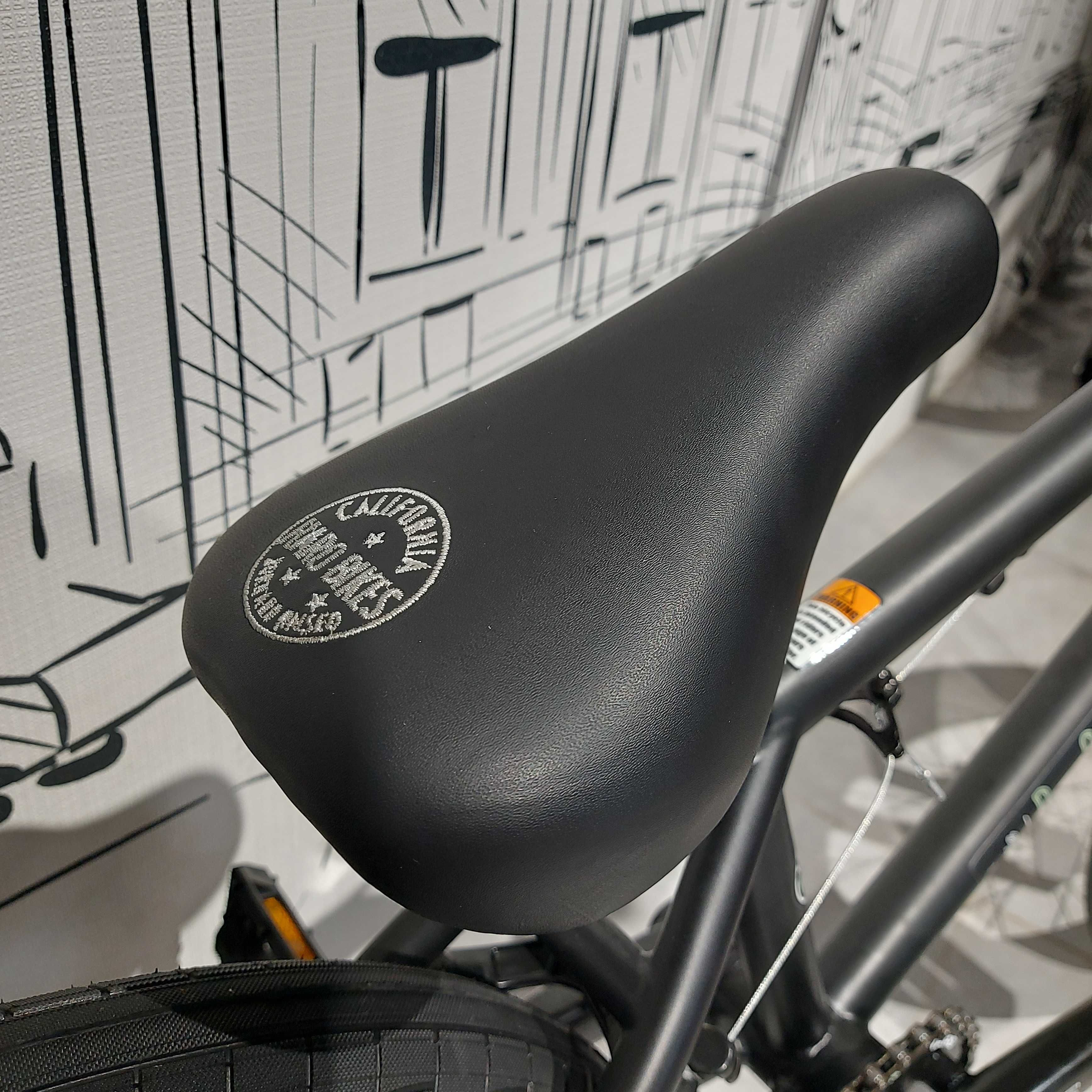 Трюковый велосипед Haro Boulevard Matte Black. Bmx. Трюковой. Бмикс.