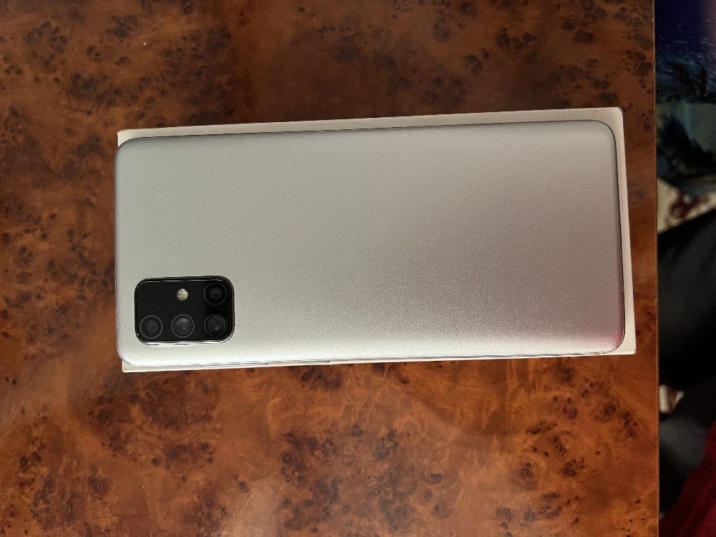 Samsung Galaxy A71