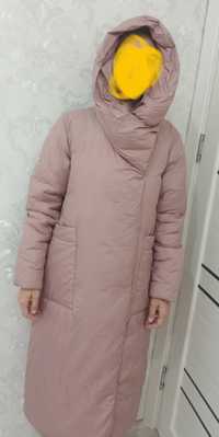 Женская зимняя куртка  . Размер М
