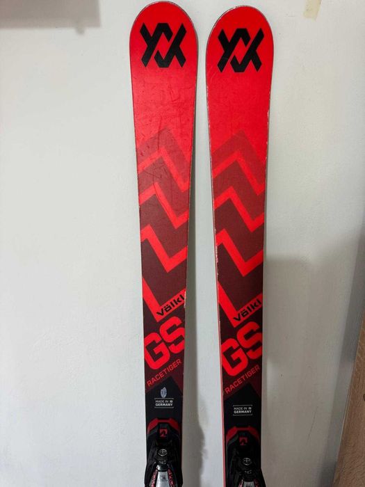 Völkl Racetiger GS 2024/25 -antrenament– 158 cm + Marker Comp 10 TCX