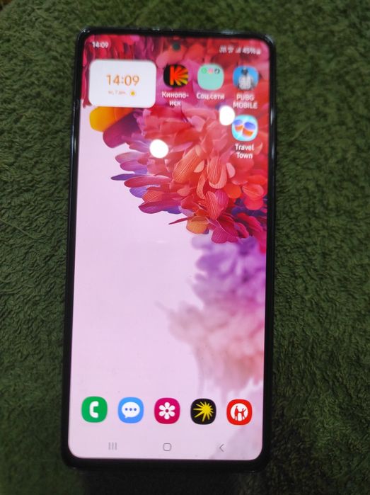 Продам Samsung s20fe