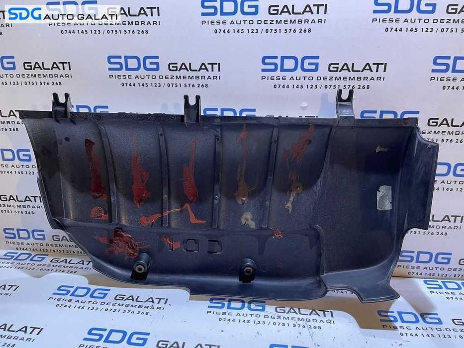 Capac Protectie Motor Mercedes Clasa C Class W203 C270 2.7 CDI 2000 - 2007 Cod A6120100767 6120100767