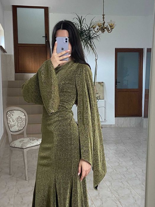 Rochie Agnes Toma, cu ETICHETA - NEPURTATA