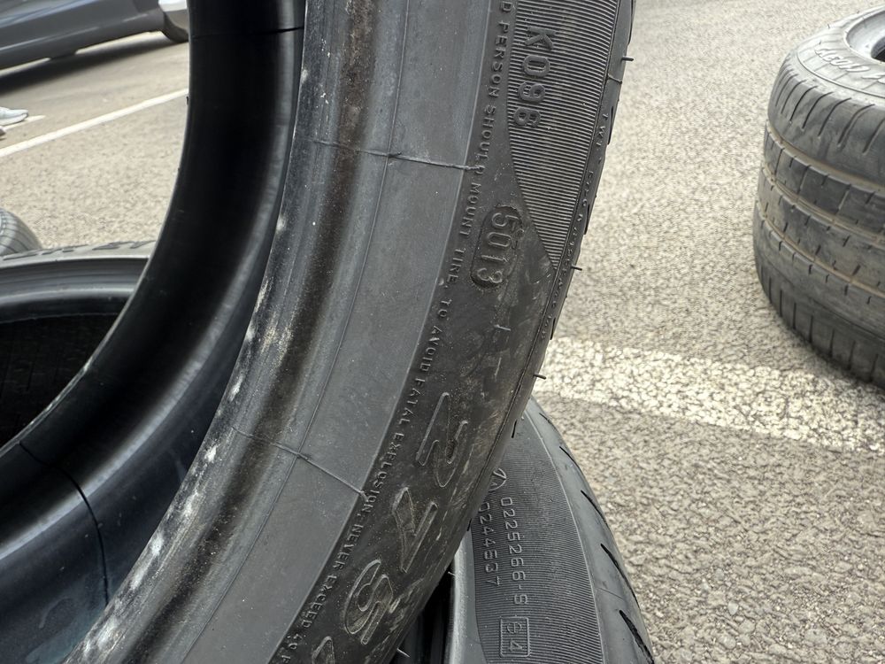 Pirelli P ZERO 275/35/21