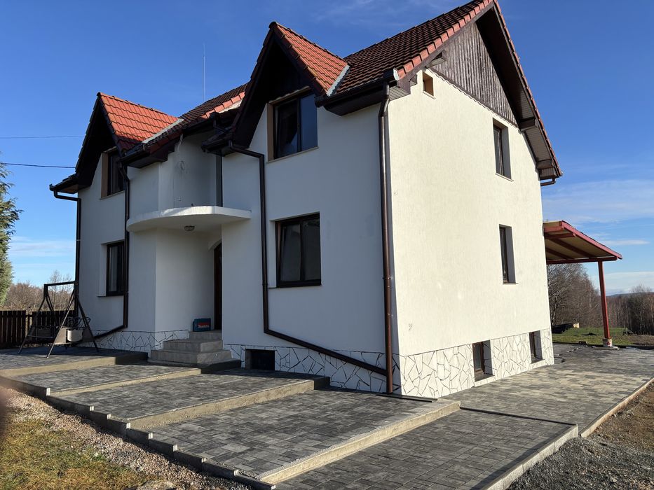 Cabană/Vilă la munte/liber rev/ciubăr